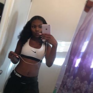 Meet your Posher, Asia